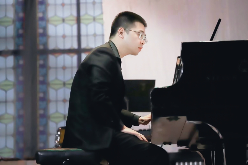 2138CC太阳集团教师—— 夏鸣